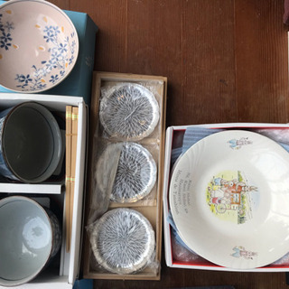 未使用の食器や菓子器などお譲りしますの画像
