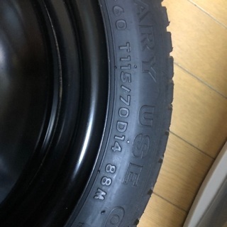 スペアーのテンパータイヤです。