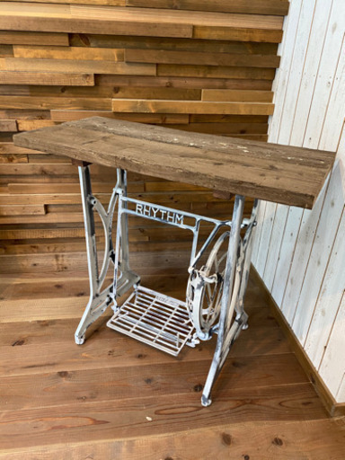 アンティーク風　ミシン脚テーブル　職人さん手作り