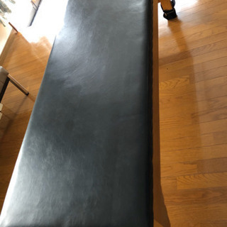 整体エステマッサージベッドの画像