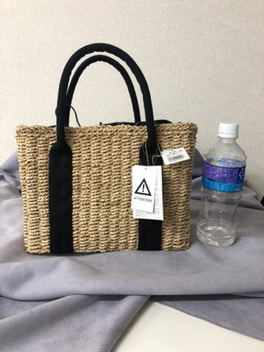 未使用品　ペーパー素材巾着ハンドバッグ