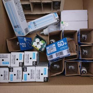 倉庫整理！無料！未使用品 電球 蛍光ランプ大量！の画像