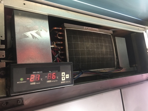 業務用冷凍冷蔵庫 タテ型 SRR-K961CS　4ドア1室冷凍タイプ 幅900×奥行650×高さ1950(mm)