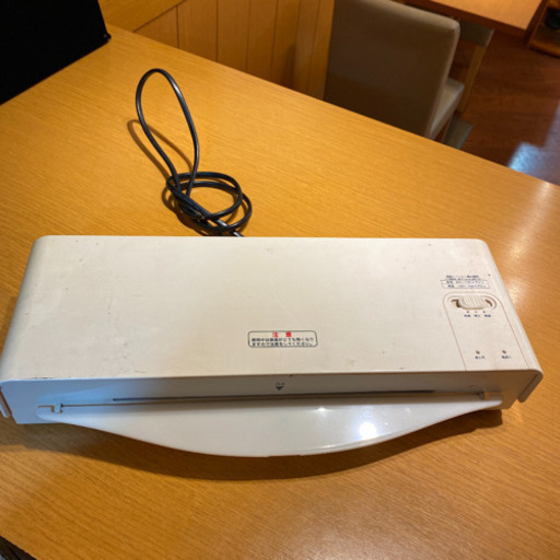 ラミネーター