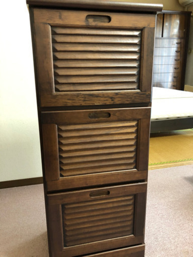 収納家具