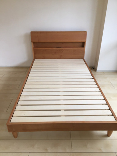 セミダブルベット　フレーム