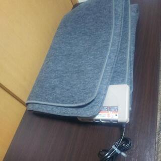 美品 ホットカーペット 1.5畳