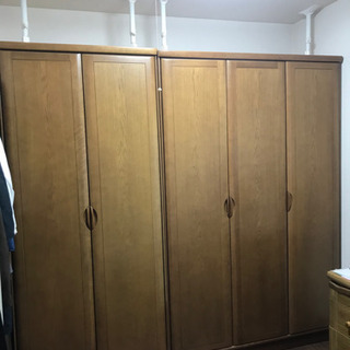 カリモク　洋服ダンス