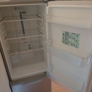 【値下げしました】一人暮らしにぴったり１６８Ｌ！冷蔵庫売ります！の画像