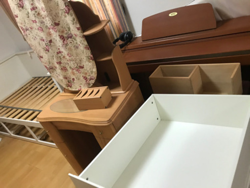 ドレッサー　椅子付き