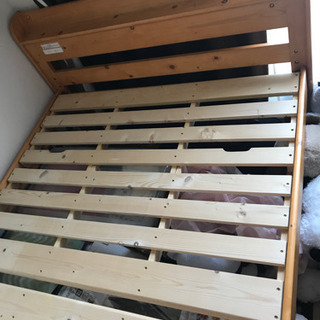 セミダブルベッド