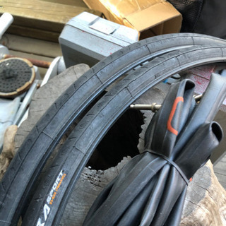 700c 23c タイヤとチューブ　まだ使えるがジャンク