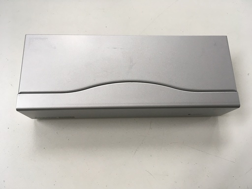 モニター分配器（8分配） VGA-HR8K