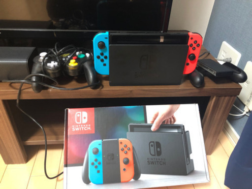 任天堂Switch  ※DL版スマブラ付き