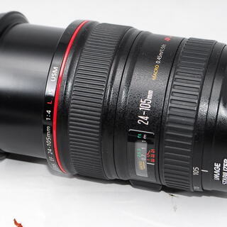 Canon EF 24-105mm F4 L IS USM　キヤノン　キャノン　レンズ　【フード、キャップ付き】の画像