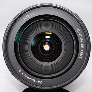Canon EF 24-105mm F4 L IS USM　キヤノン　キャノン　レンズ　【フード、キャップ付き】の画像