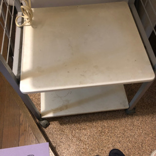 収納棚あげますの画像