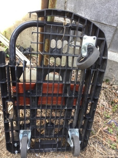 ゴム車輪        台車 のゴム車輪 三つ