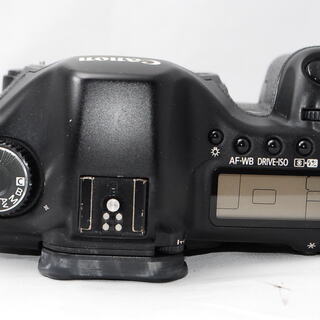【キヤノン】Canon EOS 5D【充電器付き】の画像