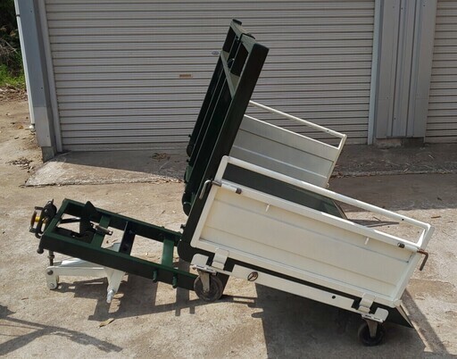 熊谷農機　トラクターダンプ　NA1600 　三点リンク