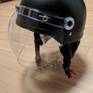 ヘルメット×2、グローブ