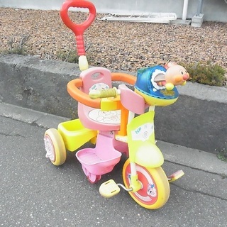アンパンマン　三輪車　傷みあり現状