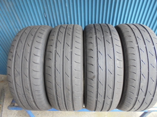 ブリヂストン Ecopia EX10　215/60R16　4本 8分溝２本と7～8分溝２本
