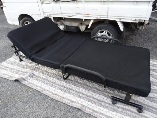 【お買い上げありがとうございました】折りたたみベット　シングル　サイズ約2m×90cm 高さ30cm