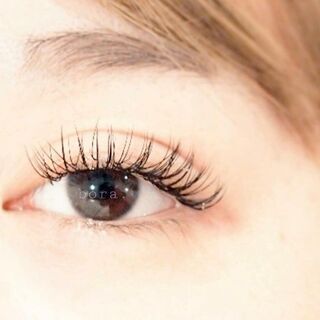 【マスク配布中】マツエク🖤濃さ、ボリューム出したい方❣️￥650...