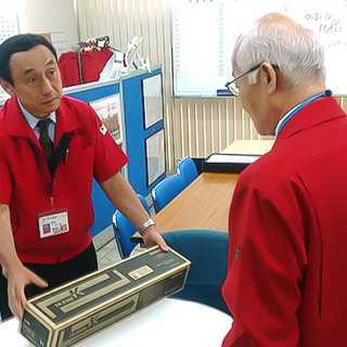 平均売上50万～60万：取引先約8万社、個人契約約3,000名、法人契約約300社・バブル崩壊やリーマンショックを乗越え、創業43年目⇒迎えた異常な年、今こそ本領発揮⇒軽貨物運送「スーパーカーゴグループ」日に何軒も配達する宅配では無く(^_-)-👉業界唯一の本格スポットチャーター便（企業貸切り直行便）専門⇒本格的に軽貨物運送業で起業したい方、休みも、時間も自由にやりたい方、やりがいを求めたい方👉個人。法人、経験問わず、関東全域で大募集致します！既に開業されている方には👉協力業者契約も御座います！ の画像