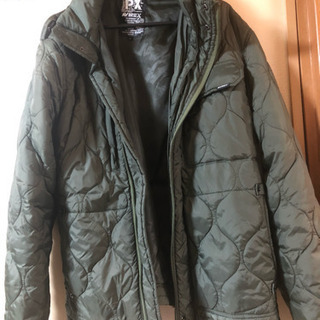 《値下げしました》AVIREX  薄いダウンジャケット(美品)