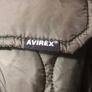 《値下げしました》AVIREX  薄いダウンジャケット(美品)の画像