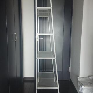 IKEA 収納 白色 4段シェルフ の画像