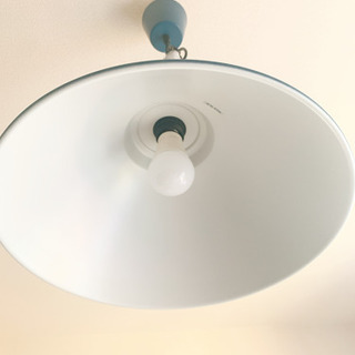 【決定済】IKEAの電気　ブルー系のかさ　