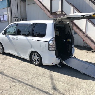 ヴォクシー  車いす仕様車 福祉車両