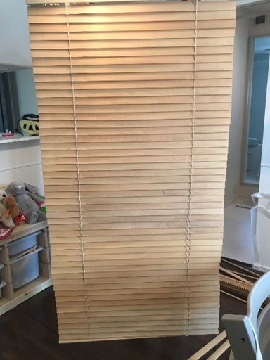 IKEAウッドブラインドセット4つ