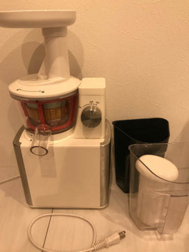 スロージューサー