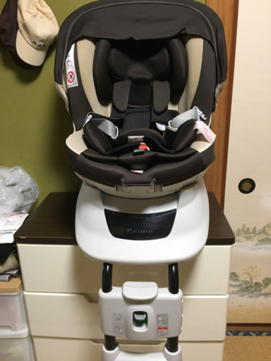 取引き中　エールべべ　クルットNTプレミアム　チャイルドシート