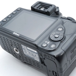 Nikon ニコン D3300 近距離～望遠までOKダブルレンズセットの画像