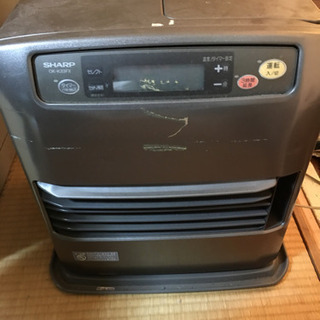 石油ファンヒーターあげます。