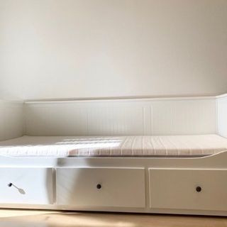 HEMNES ヘムネス & MALFORS マールフォルスの画像