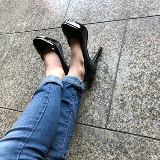 パンプス 黒 22cmの画像