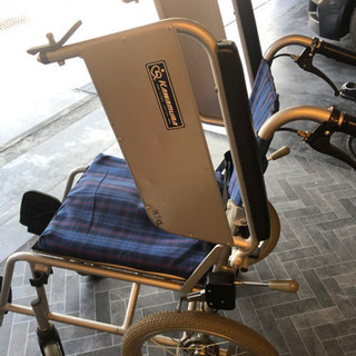 車椅子　折り畳みの画像