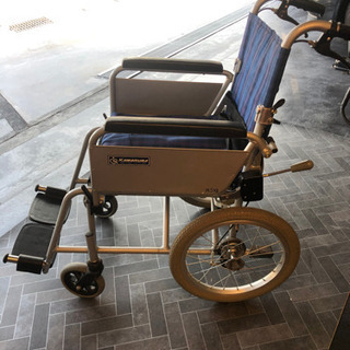 車椅子　折り畳みの画像