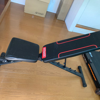 トレーニングベンチ