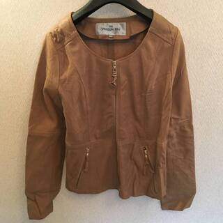 新品未使用　ビッキー　viaggio Blu ヤギ革ジャン　表地：ヤギ革 　裏地：ポリエステル100%　サイズ１の画像