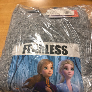 アナと雪の女王2 モコモコトップス　グレー　新品