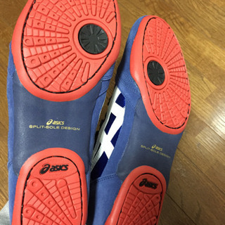 新品未使用のアシックスのレスリングシューズ