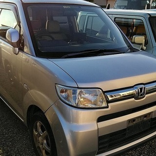 ホンダゼスト車検来年9月たっぷり！　Fバンパー左にキズくらいで車...