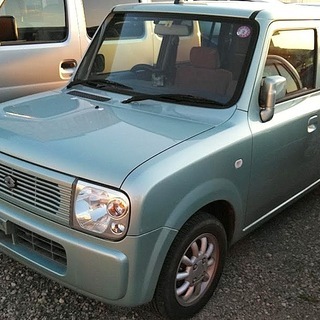 スズキ　アルト・ラパン　淡いミドリラメ塗装　車検来年9月迄とたっぷり♪　キーレスのキー自体が破損　バンパーにキズ程度です　￥85000の画像